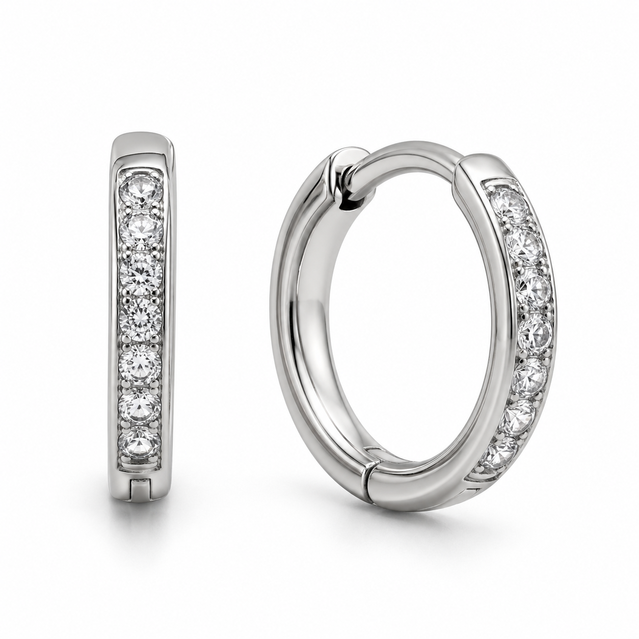 Brincos Argola em Titânio Prata com Zircônias Cravejadas 14mm – Modelo Lux Premium
