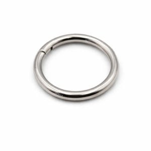 Piercing Segmento Tradicional 10mm em Titânio